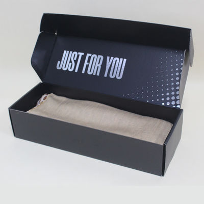 Black Flat Cardboard Mailer Boxes Custom Silver Foil Stamping Surface